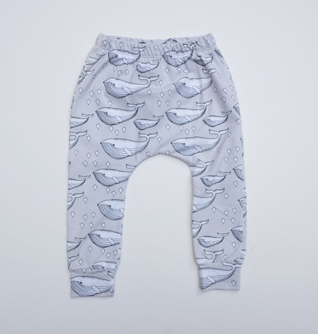 PANTALÓN BALLENAS 12 MESES